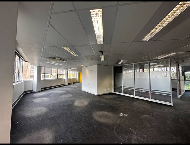 752.60M² OFFICE TO LET IN CENTURION CENTRAL